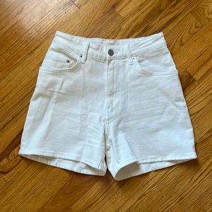 High waist white shorts